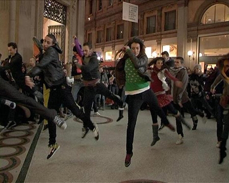 [VIDEO] Nuovo FlashMob alla stazione Termini: "Tutti possono ballare"